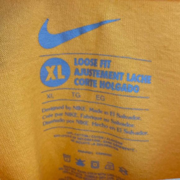 Nike Local Hero Men’s Loose Fit Tee Shirt. Size XL - Picture 4 of 7